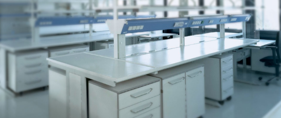 Zo voorkom je dure fouten bij de keuze van het juiste werkblad voor je laboratorium
